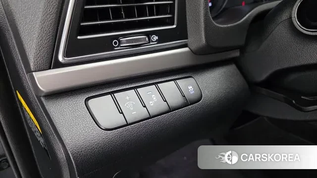 Hyundai Avante AD 2018 Серый из Кореи, фото 4