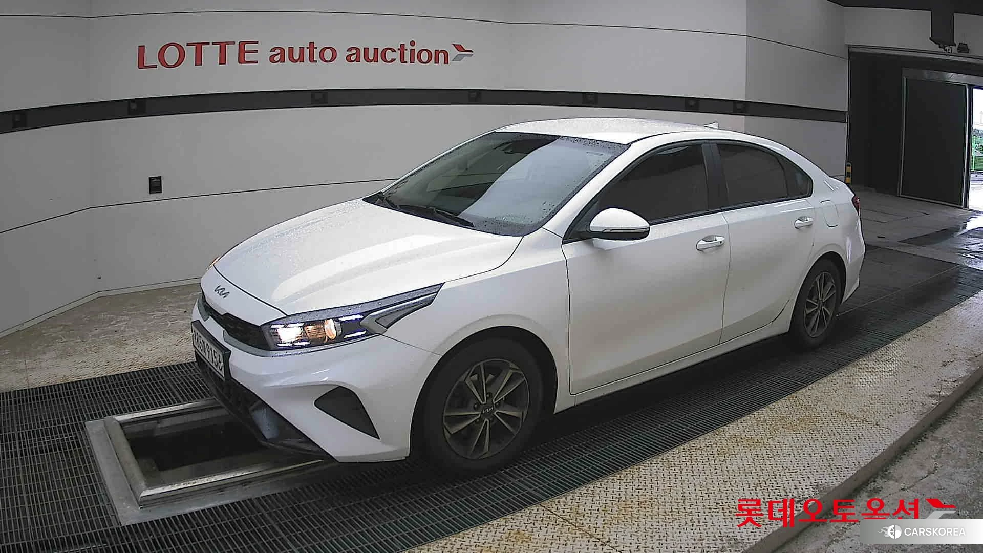 Kia K3 2022 Белый из Кореи, фото 4