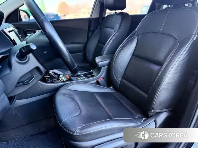 Kia Niro 2018 Синий из Кореи, фото 4