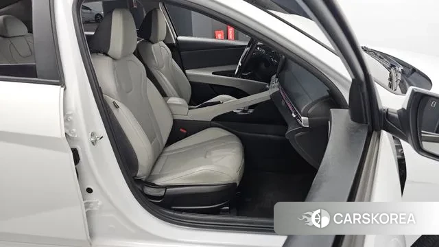 Hyundai Avante (CN7) 2022 Белый из Кореи, фото 4