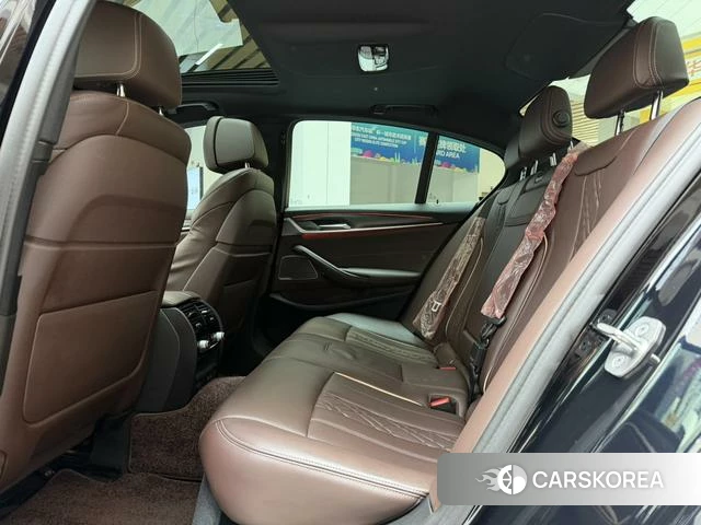 BMW 5 series (imported) 2021 Черный из Китая, фото 4