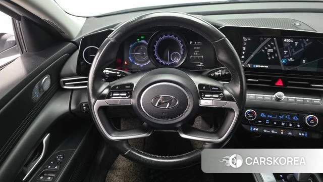 Hyundai Avante Hybrid (CN7) 2022 Белый из Кореи, фото 4