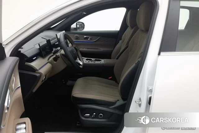 Chery Tiggo 8 PLUS C-DM 2025 Белый из Китая, фото 4