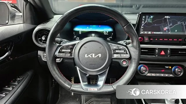 Kia The New K3 2nd generation 2021 Белый из Кореи, фото 4