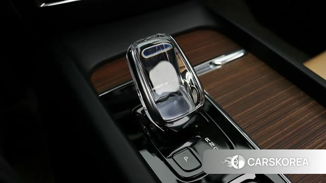 Volvo S60 3rd generation 2021 Белый из Кореи, фото 4