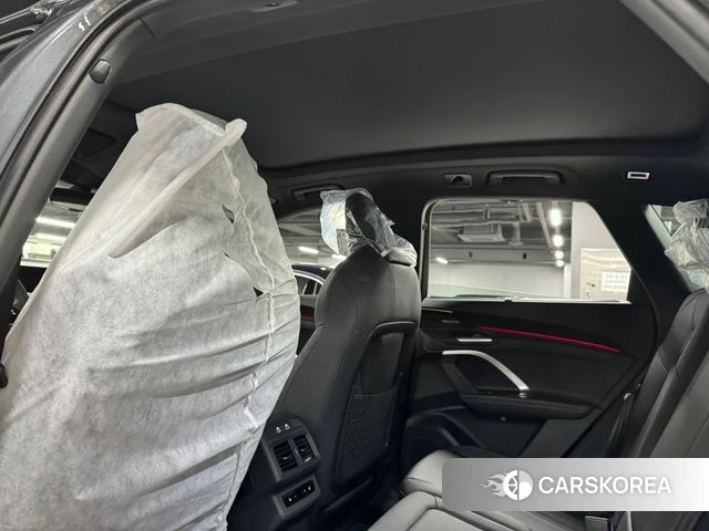 Audi Q5 (80A) 2025 Серый из Кореи, фото 4