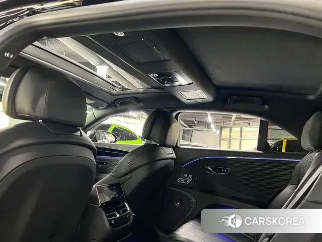 Bentley Flying Spur 3rd Generation 2020 Черный из Кореи, фото 4