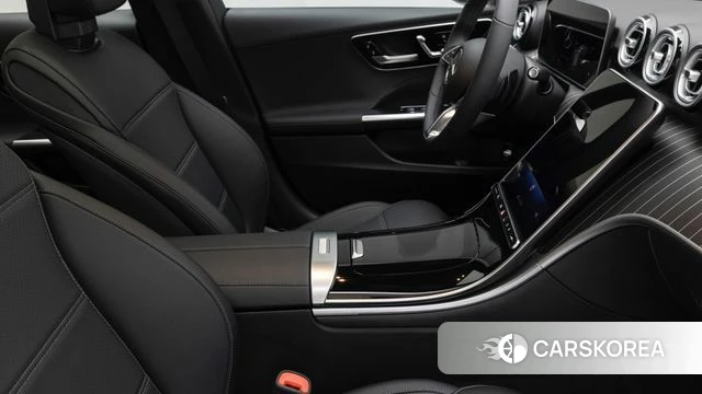 Mercedes-Benz C-Class W206 2025 Белый из Кореи, фото 4