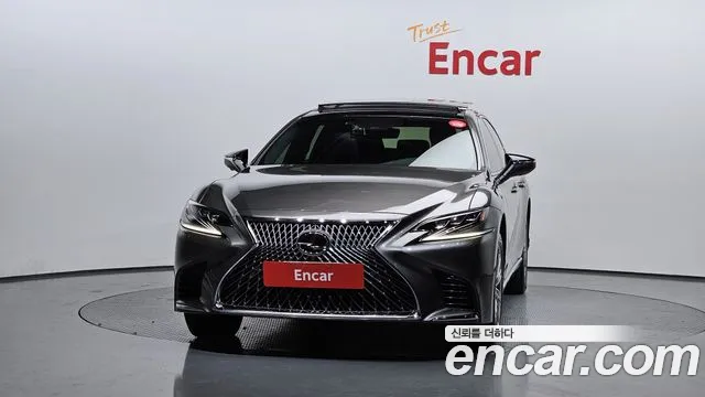 Lexus LS500 5th generation 2018 Серебристо-серый из Кореи, фото 4