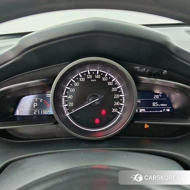 Mazda CX-4 2023 Белый из Китая, фото 4