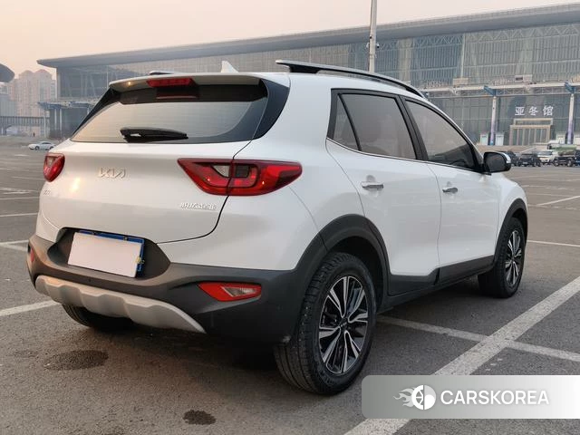 Kia Yi Ran 2022 Белый из Китая, фото 4