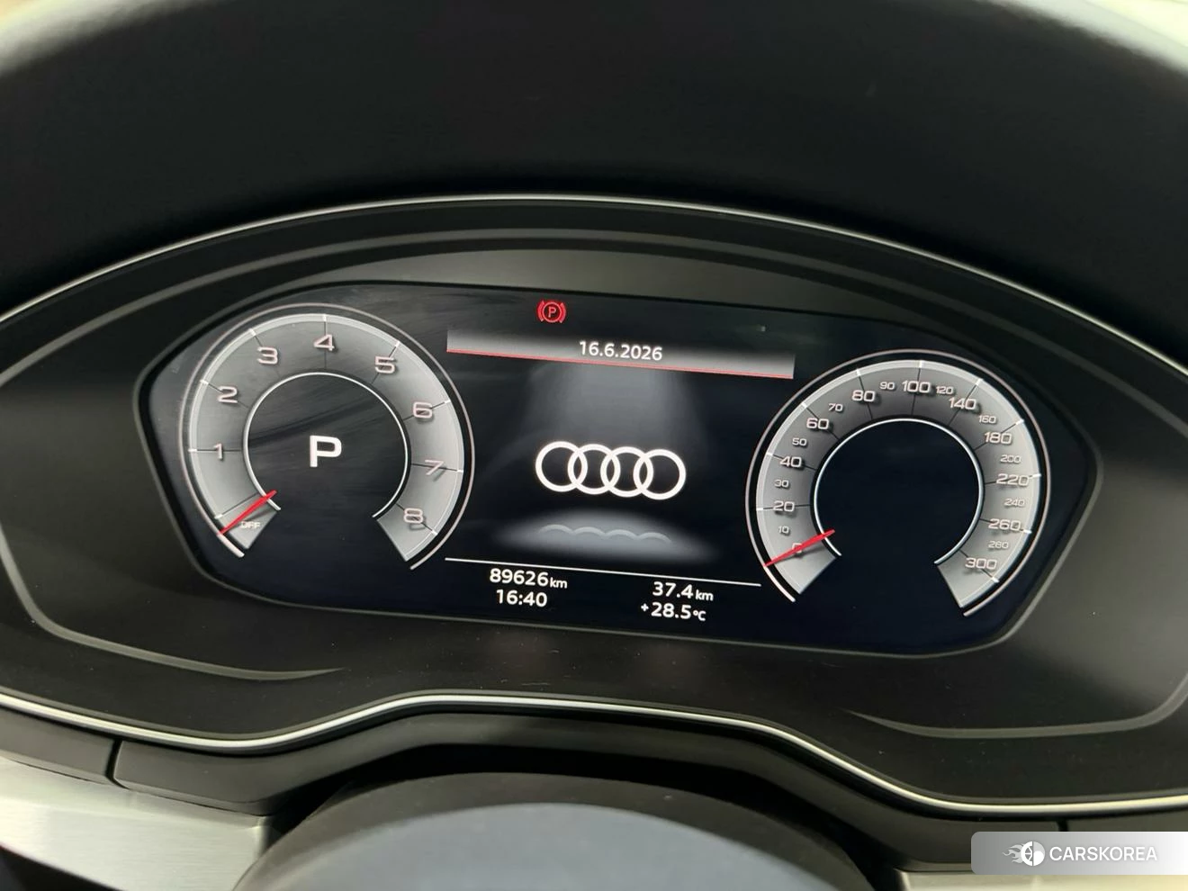 Audi A4L 2021 Темно-серый из Китая, фото 4