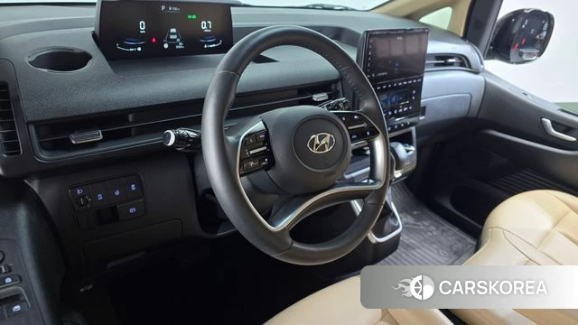 Hyundai Staria 2022 Черный из Кореи, фото 4