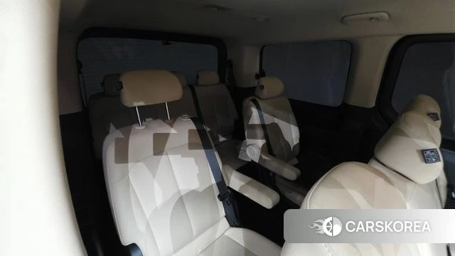 Hyundai Staria 2023 Серый из Кореи, фото 4