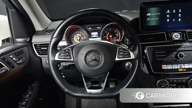 Mercedes-Benz GLE - Class W166 2018 Белый из Кореи, фото 4