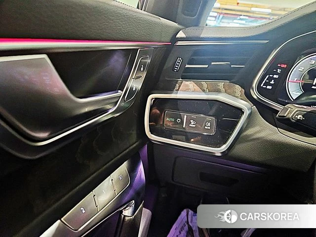 Audi A6 (C8) 2021 Серый из Кореи, фото 4