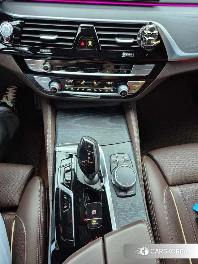 BMW 6 Series GT (G32) 2022 Черный двухцветный из Кореи, фото 4