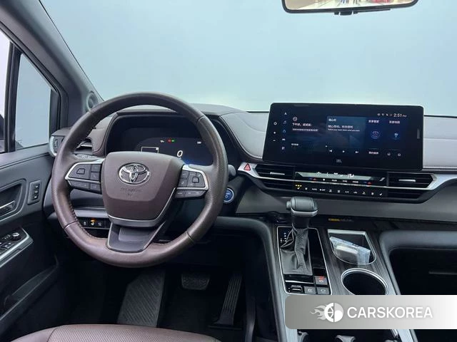 Toyota Grevia 2024 Белый из Китая, фото 4