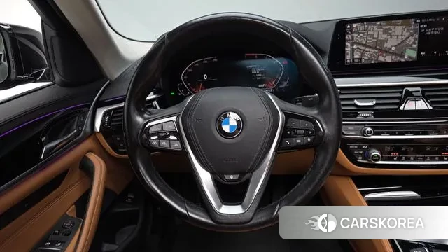 BMW 5 Series (G30) 2019 Черный из Кореи, фото 4
