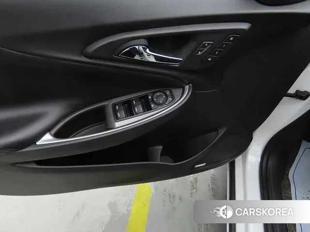 Chevrolet (GM Daewoo) All New Malibu 2018 Белый из Кореи, фото 4