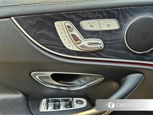 Mercedes-Benz E-Class W213 2019 Серебряный из Кореи, фото 4