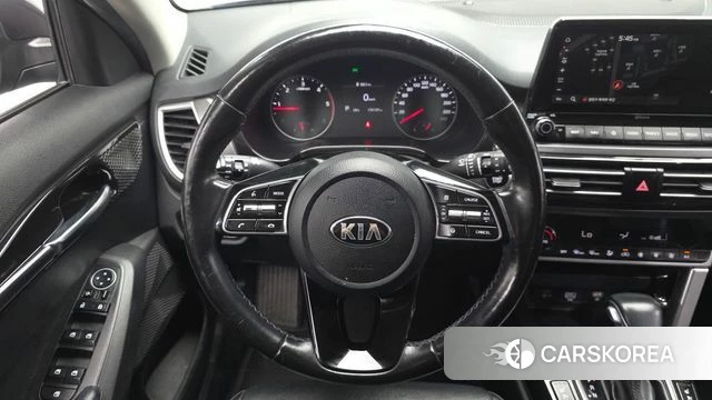 Kia Seltos 2020 Серый из Кореи, фото 4