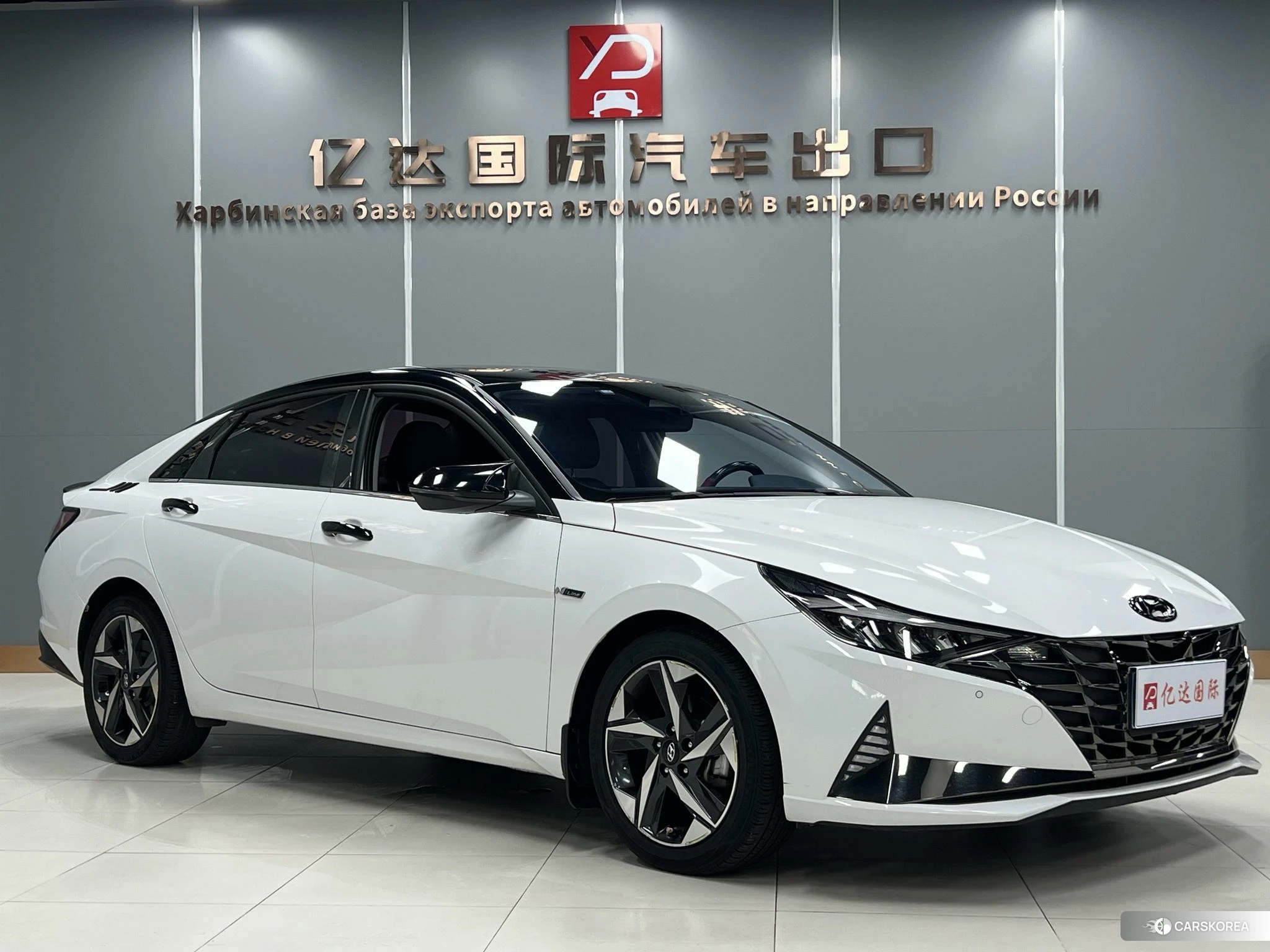 Hyundai Elantra 2023 Белый из Китая, фото 4