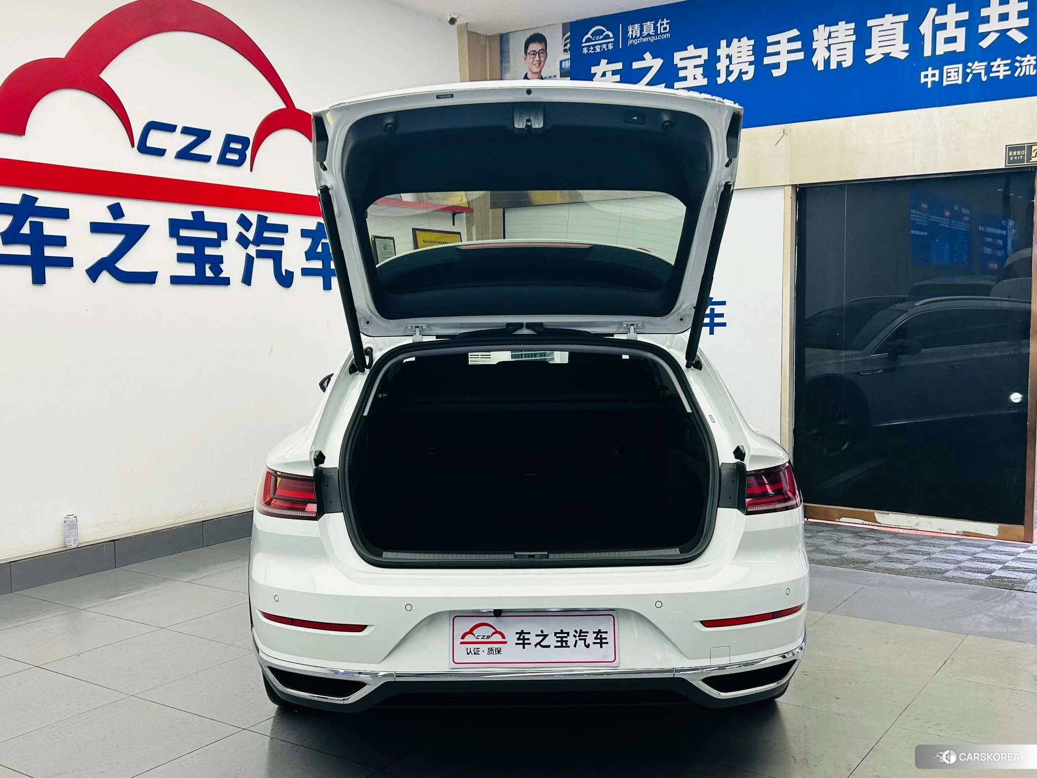Volkswagen CC 2022 Белый из Китая, фото 4