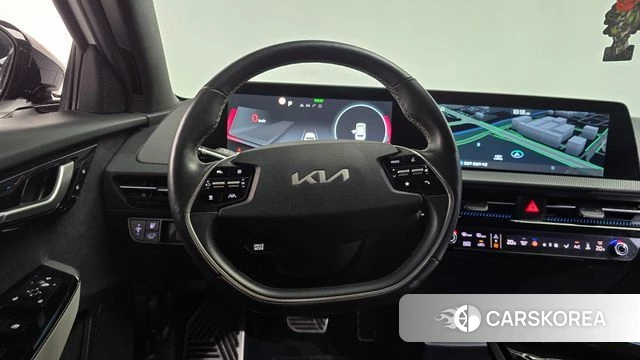 Kia EV6 2023 Белый из Кореи, фото 4
