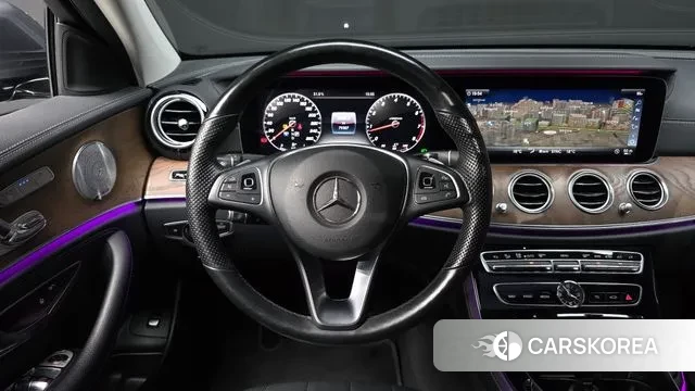 Mercedes-Benz E-Class W213 2018 Серый из Кореи, фото 4