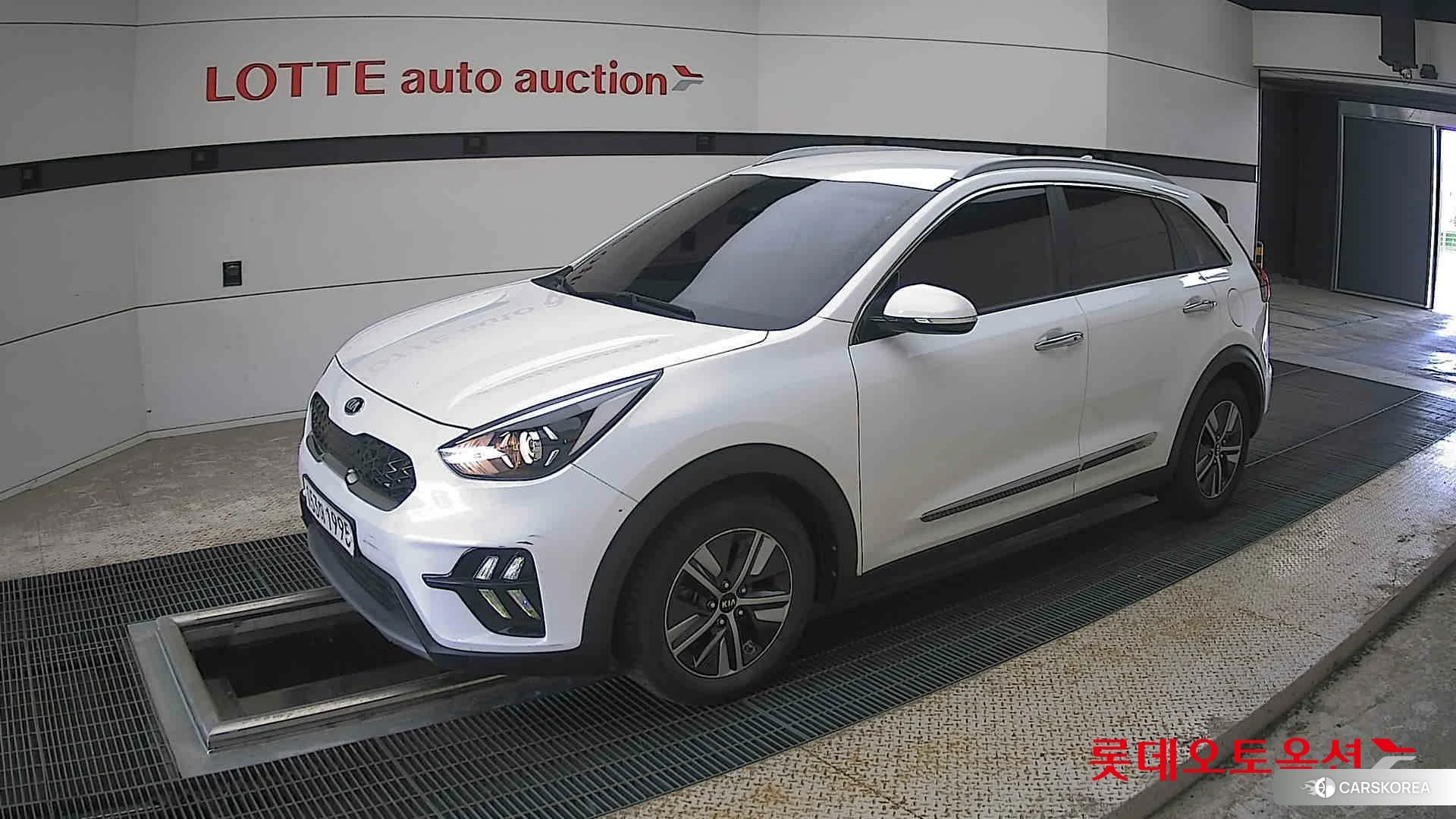 Kia Niro Hybrid 2020 Snow White Pearl (optional) из Кореи, фото 4