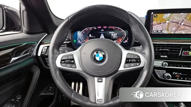 BMW 5 Series (G30) 2022 Черный из Кореи, фото 4