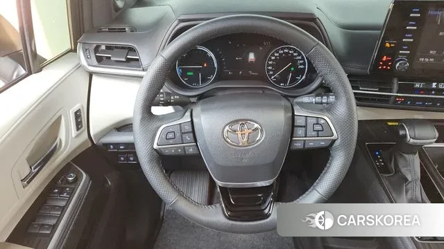 Toyota Sienna 4th Generation 2023 Белый из Кореи, фото 4