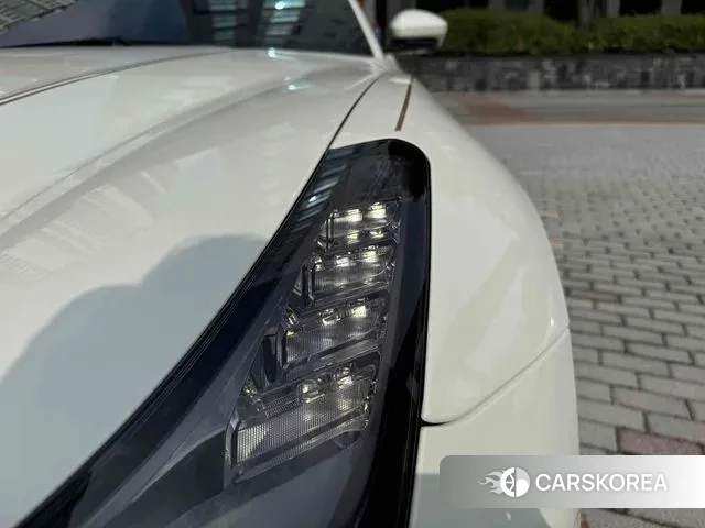 Ferrari GTC4 Russo 2019 Жемчужный цвет из Кореи, фото 4