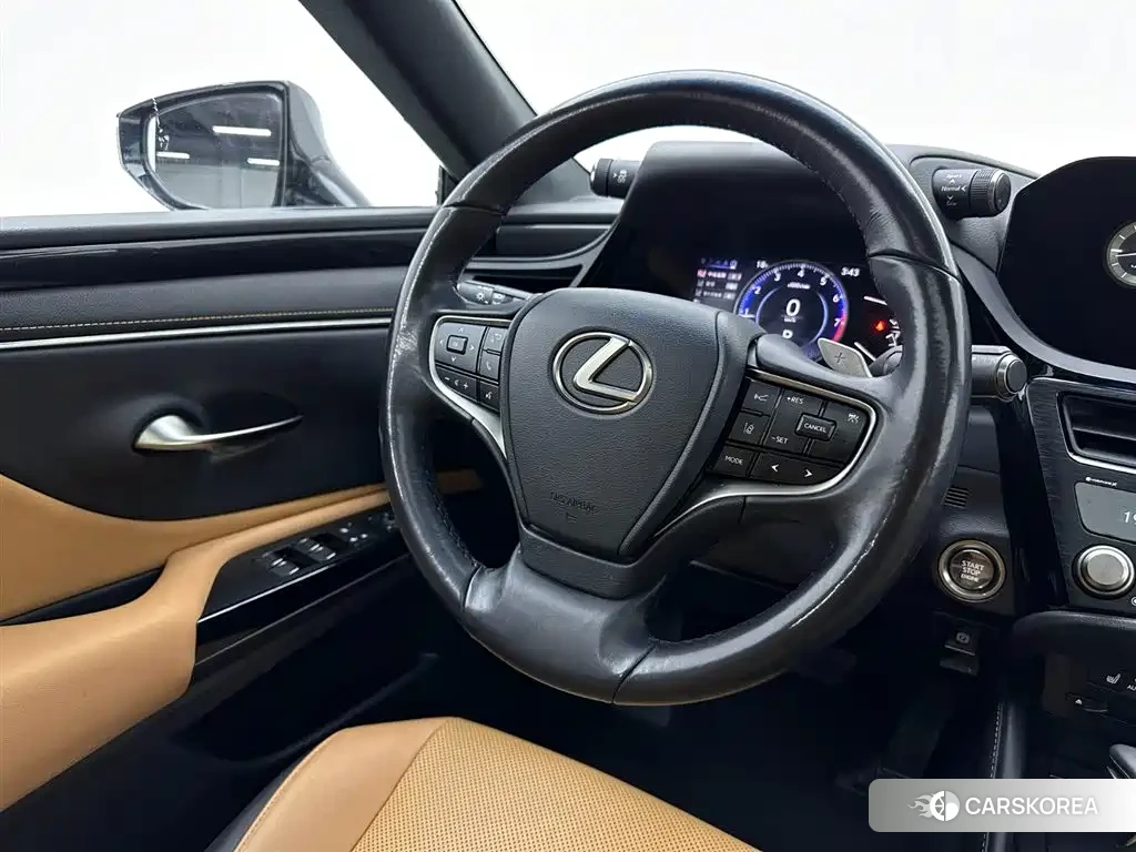 Lexus ES 2022 Champagne/brown из Китая, фото 4