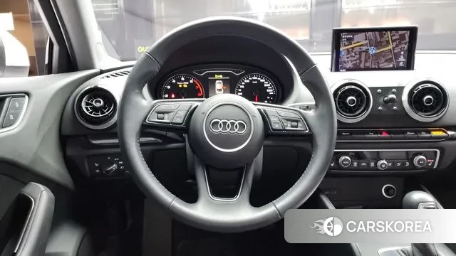 Audi New A3 2018 Белый из Кореи, фото 4