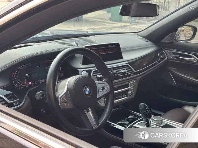 BMW 7 series 2023 Черный из Китая, фото 4