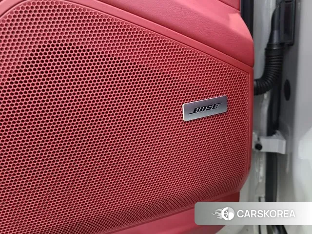 Porsche Cayenne (PO536) 2023 Жемчужный цвет из Кореи, фото 4