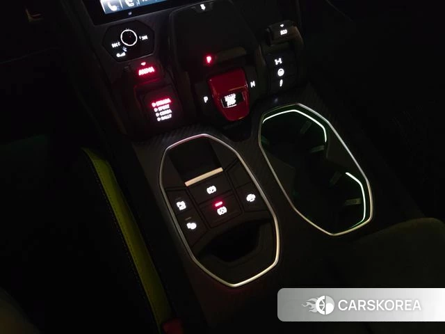 Lamborghini Urus 2024 Зеленый из Кореи, фото 4