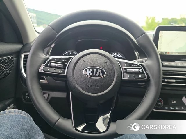 Kia Seltos 2021 Белый из Кореи, фото 4