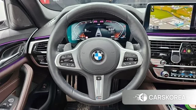 BMW 5 Series (G30) 2022 Белый из Кореи, фото 4