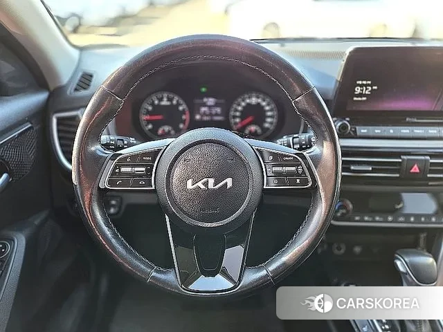 Kia Seltos 2021 Белый из Кореи, фото 4