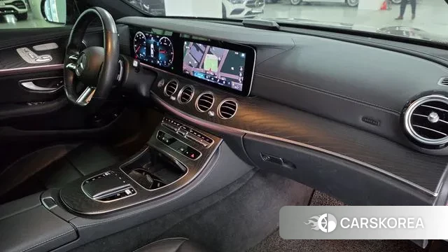 Mercedes-Benz E-Class W213 2020 Черный из Кореи, фото 4