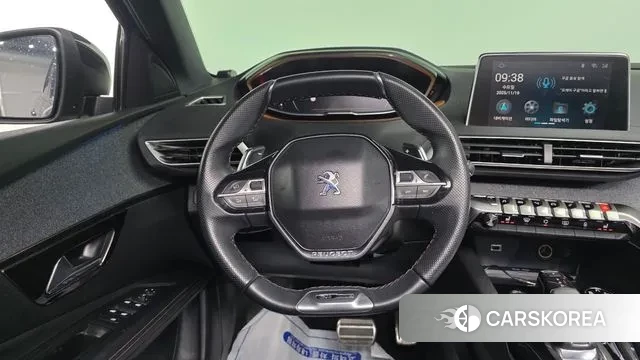 Peugeot 3008 second generation 2018 Серый из Кореи, фото 4