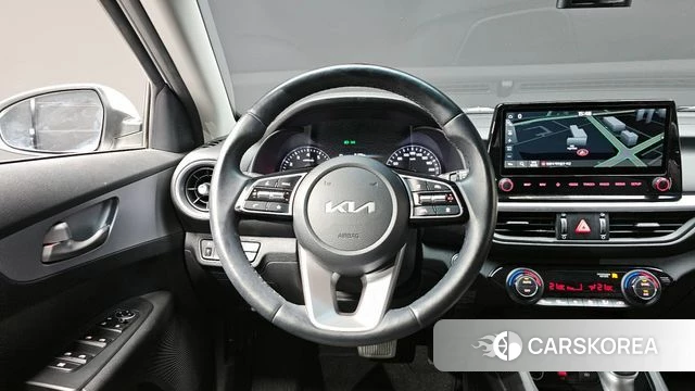 Kia The New K3 2nd generation 2021 Белый из Кореи, фото 4