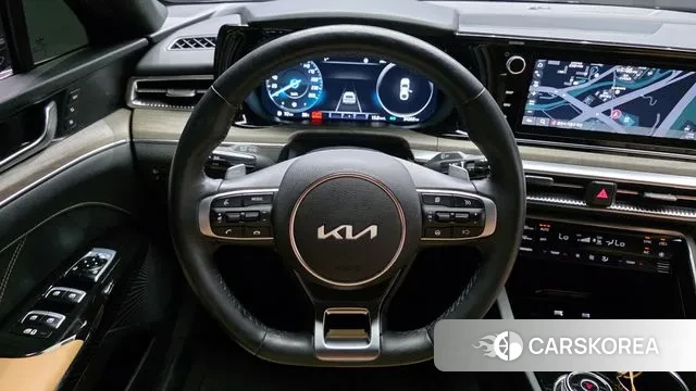 Kia K5 3rd generation 2023 Серый из Кореи, фото 4