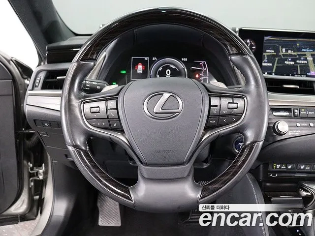 Lexus ES300h 7th generation 2020 Песочный из Кореи, фото 4