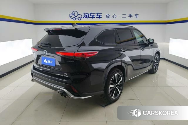 Toyota Crown Lufang 2023 Черный из Китая, фото 4