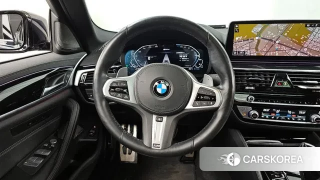 BMW 5 Series (G30) 2021 Черный из Кореи, фото 4
