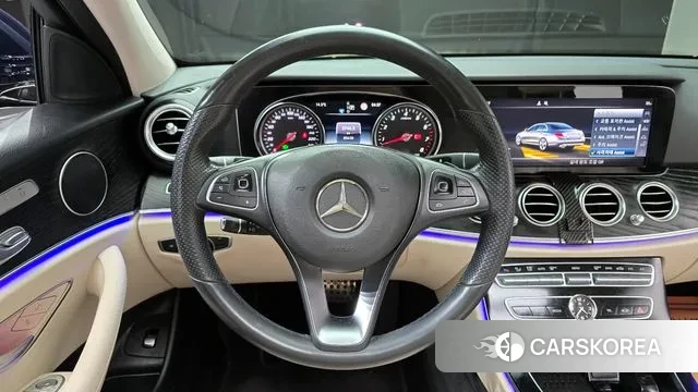 Mercedes-Benz E-Class W213 2018 Синий из Кореи, фото 4